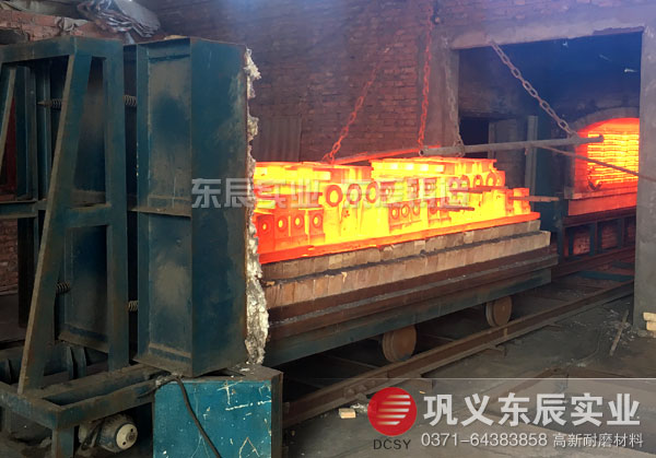 破碎機錘頭廠家東辰熱處理現(xiàn)場
